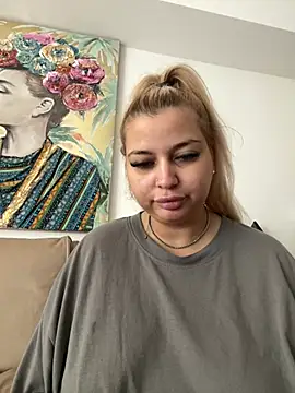 Snapshot of AllysonK chatting on 19, 7, 2026 AllysonK online show from 19, 7, 2026