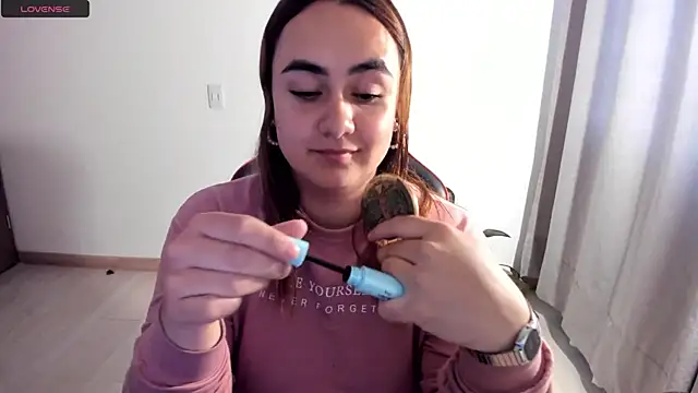 maryluna95 online show from 16, 4, 2026