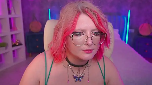 CoolTatis online show from 23, 5, 2026