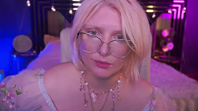 CoolTatis online show from 30, 3, 2026