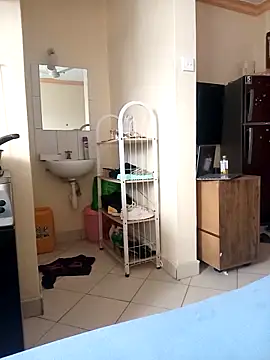 zainabsmile online show from 4, 10, 2025