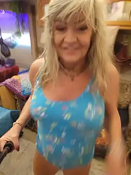 Snapshot of annika_lately chatting on 26, 6, 2026 annika lately online show from 26, 6, 2026