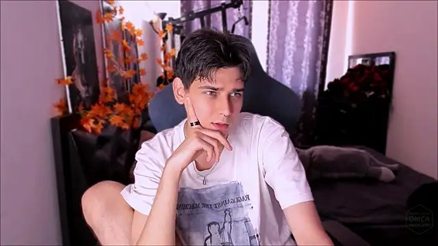 Snapshot of Foxicfu chatting on 11, 11, 2025 Foxicfu online show from 11, 11, 2025