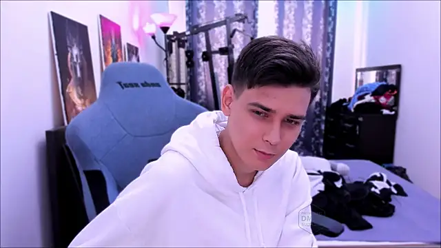 Snapshot of Foxicfu chatting on 23, 9, 2025 Foxicfu online show from 23, 9, 2025