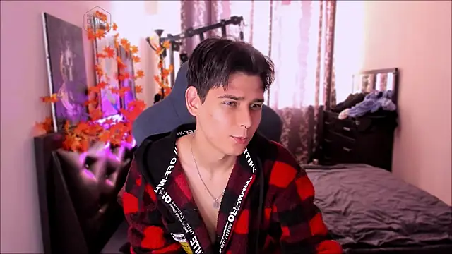 Snapshot of Foxicfu chatting on 8, 11, 2025 Foxicfu online show from 8, 11, 2025