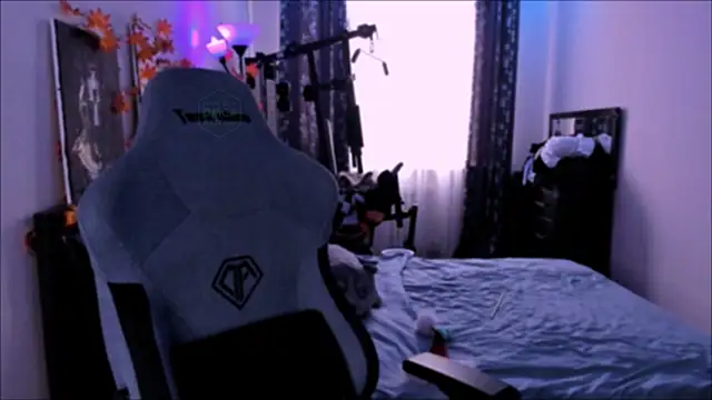 Foxicfu online show from 20, 12, 2025