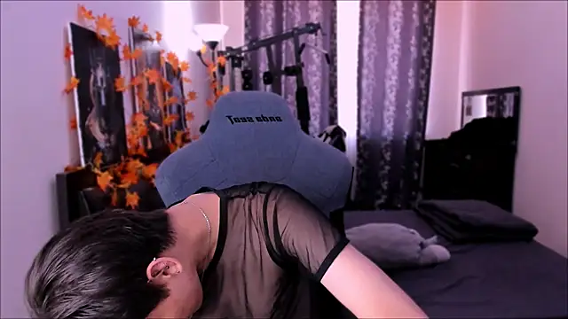 Snapshot of Foxicfu chatting on 29, 11, 2025 Foxicfu online show from 29, 11, 2025