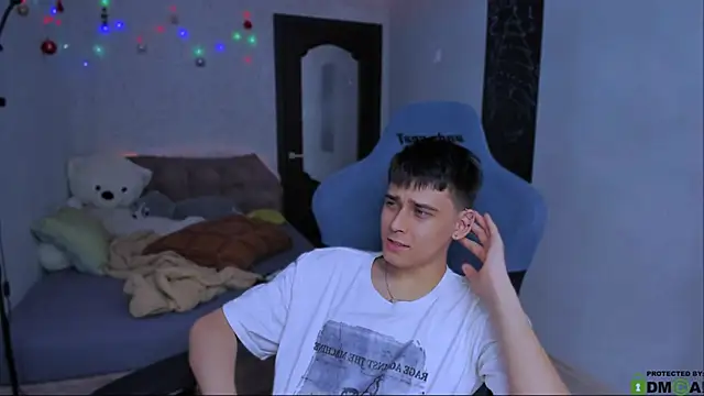 Snapshot of Foxicfu chatting on 14, 1, 2025 Foxicfu online show from 14, 1, 2025