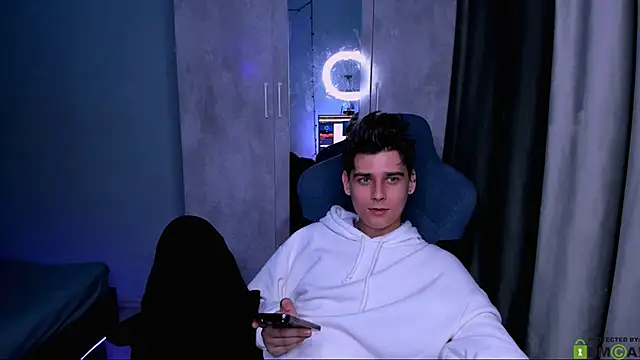 Snapshot of Foxicfu chatting on 19, 3, 2025 Foxicfu online show from 19, 3, 2025