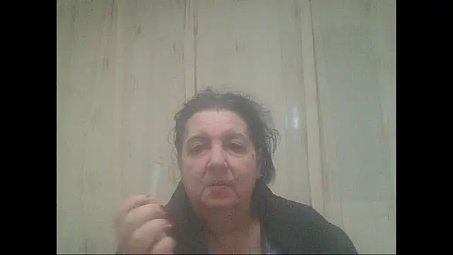 Snapshot of maturekorine chatting on 21, 2, 2026 maturekorine online show from 21, 2, 2026