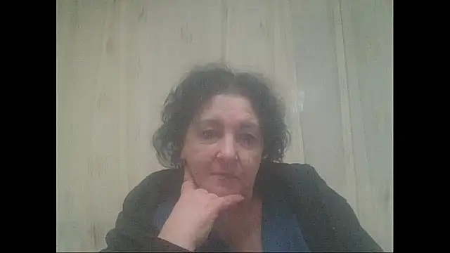 Snapshot of maturekorine chatting on 2, 2, 2026 maturekorine online show from 2, 2, 2026