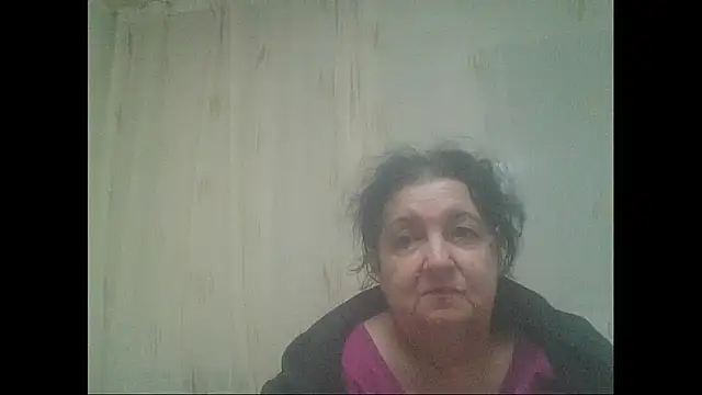 Snapshot of maturekorine chatting on 14, 2, 2026 maturekorine online show from 14, 2, 2026