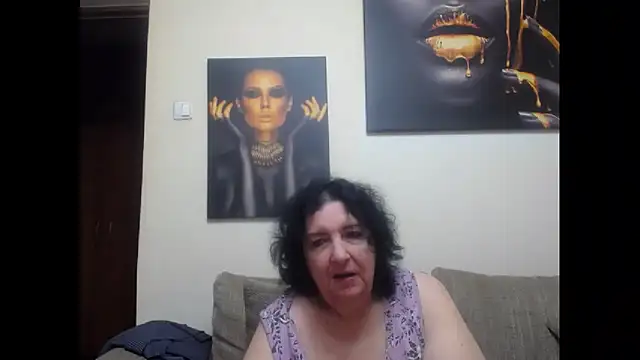 maturekorine online show from 13, 4, 2026