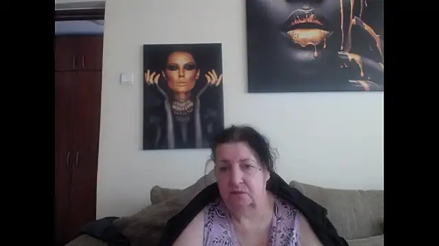 maturekorine online show from 13, 4, 2026