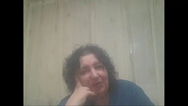 Snapshot of maturekorine chatting on 6, 2, 2026 maturekorine online show from 6, 2, 2026