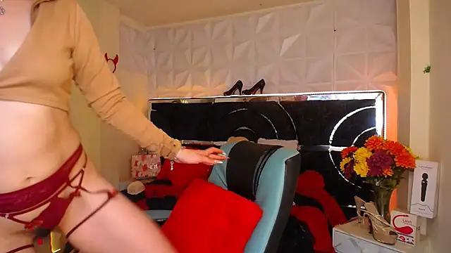 red moon 2 online show from 10, 3, 2025