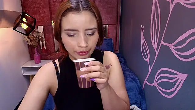 Snapshot of ZaraNolimits_ chatting on 17, 7, 2026 ZaraNolimits online show from 17, 7, 2026