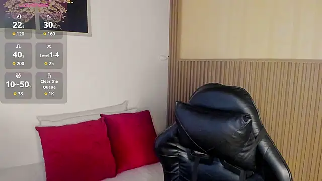 summer night  online show from 28, 2, 2026