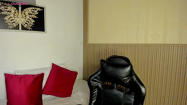 summer night  online show from 12, 4, 2026