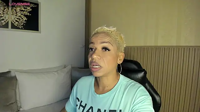 summer night  online show from 14, 12, 2025