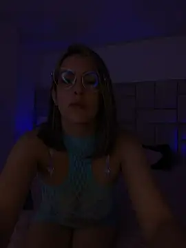 IsisLoveyes  online show from 8, 1, 2026