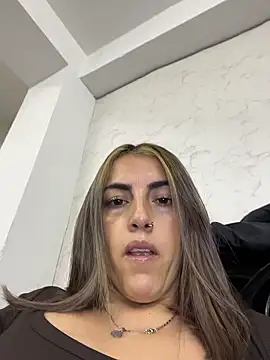 IsisLoveyes  online show from 5, 1, 2026