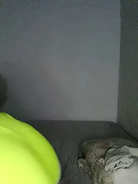 Snapshot of KarameloVzla chatting on 18, 11, 2025 KarameloVzla online show from 18, 11, 2025