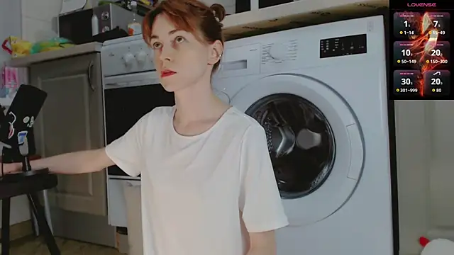 Amina Barbarian online show from 9, 9, 2025