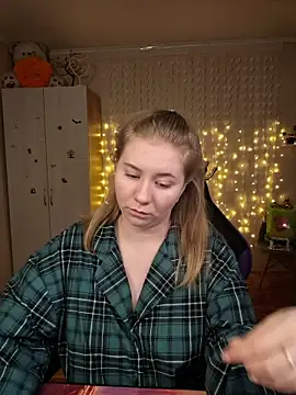 D0nna  online show from 7, 3, 2026