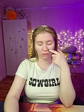 D0nna  online show from 2, 4, 2026