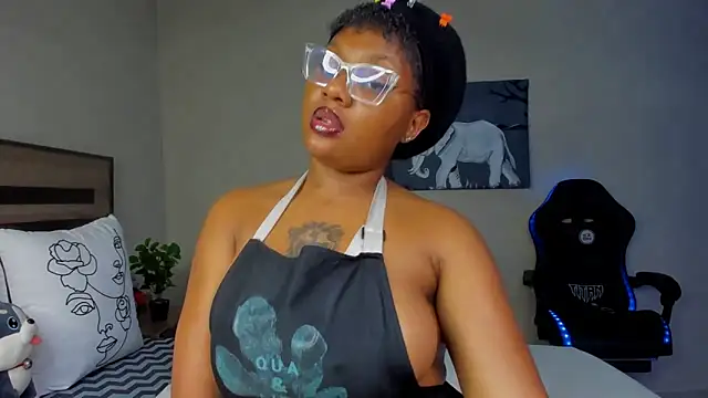 Renee-18 online show from 21, 12, 2025