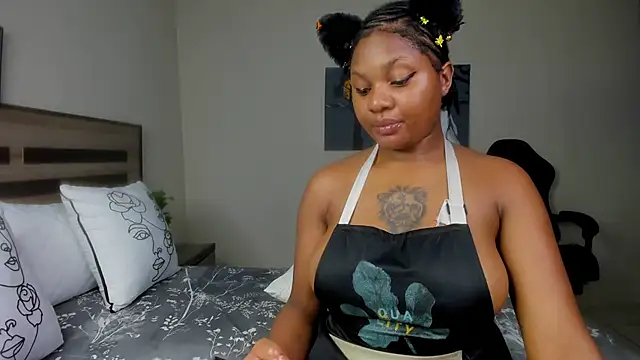 Renee-18 online show from 16, 2, 2025