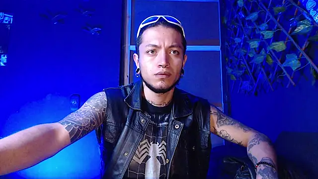 Dicaprioo  online show from 13, 11, 2025