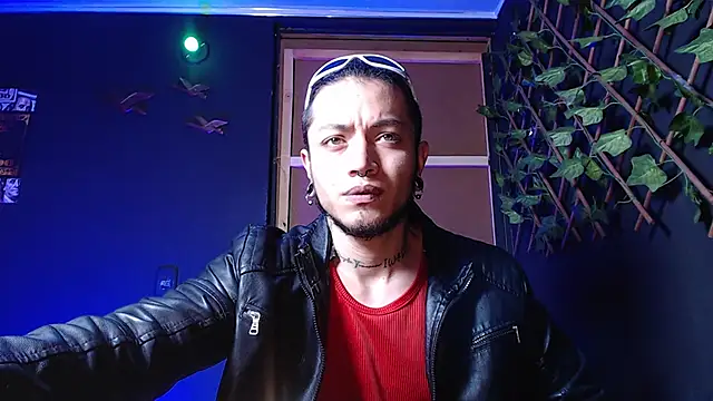 Dicaprioo  online show from 21, 10, 2025