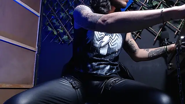 Dicaprioo  online show from 29, 11, 2025