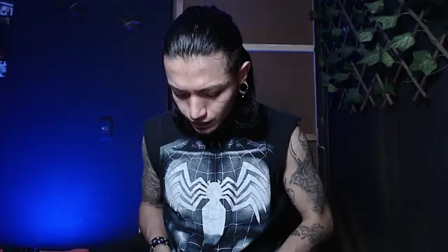 Dicaprioo  online show from 23, 10, 2025