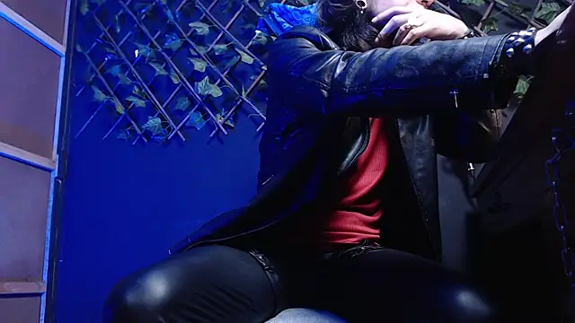 Dicaprioo  online show from 5, 12, 2025