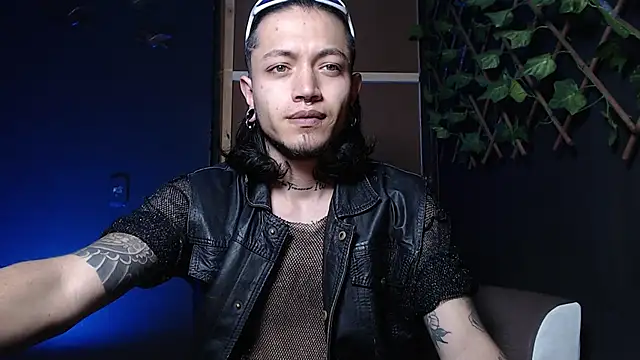 Dicaprioo  online show from 24, 10, 2025