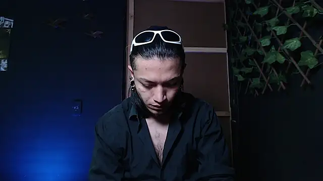 Dicaprioo  online show from 25, 10, 2025