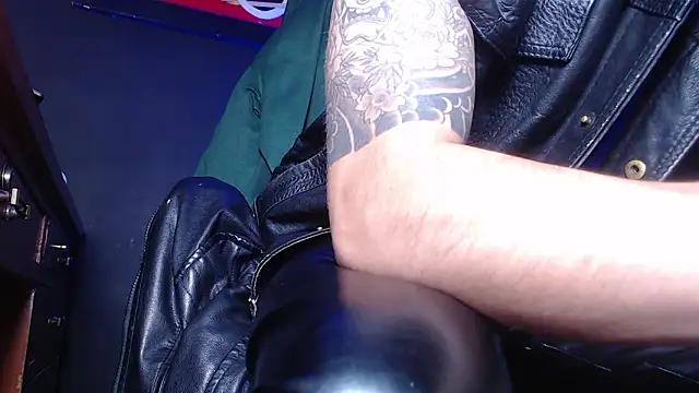 Dicaprioo  online show from 25, 3, 2026