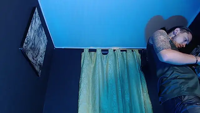 Dicaprioo  online show from 8, 4, 2026