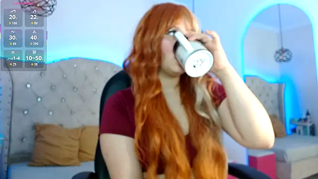 Charlotte Jones   online show from 15, 12, 2025