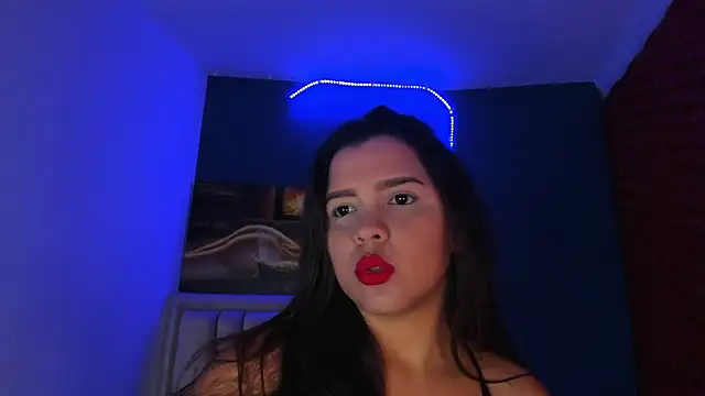 Elsalombardi  online show from 7, 3, 2025