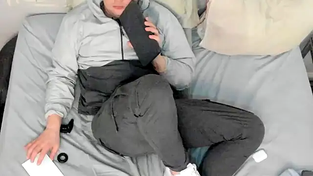 stillwild online show from 14, 2, 2026