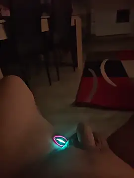 Szeltolo001 online show from 22, 3, 2026