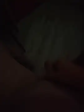 Szeltolo001 online show from 10, 10, 2025