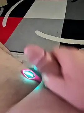 Szeltolo001 online show from 10, 1, 2026