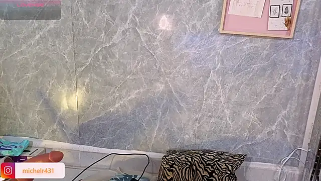 Mia  reys online show from 25, 3, 2026