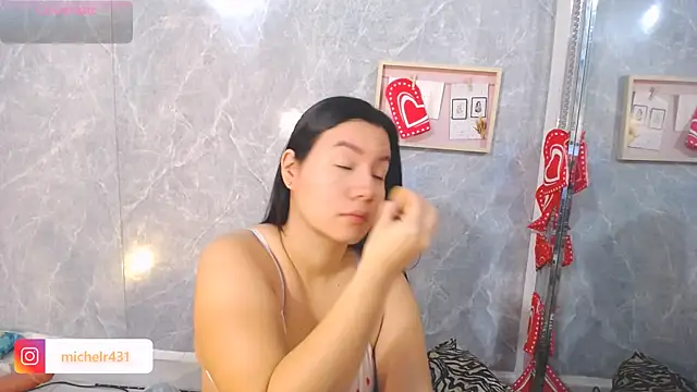 Mia  reys online show from 18, 2, 2026