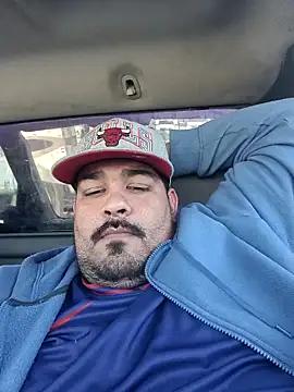 Snapshot of GILBERTHOR92 chatting on 1, 11, 2025 GILBERTHOR92 online show from 1, 11, 2025